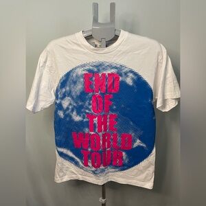 New‎ The Kid Laroi t shirt MEDIUM